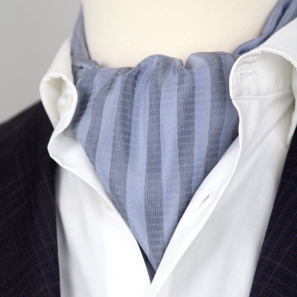 Camellucci Mens Cravat Ascot Tie 100Silk Gift Box Striped Blue Navy A243
